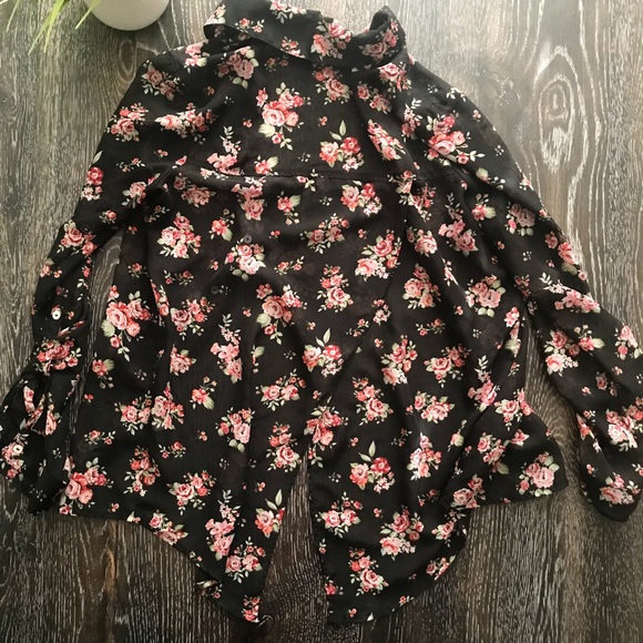 DARLING SHEER FLORAL BUTTON-UP BLOUSE - Picture 1 of 2